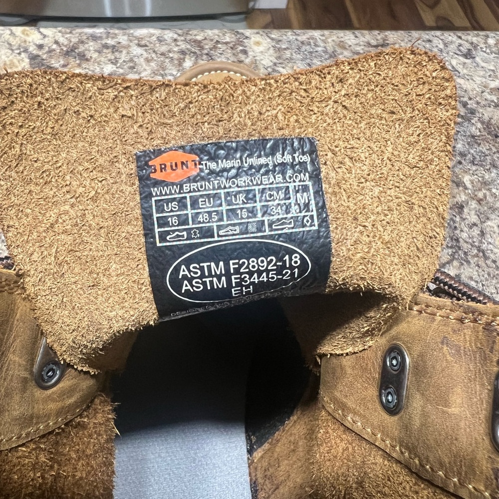Brunt men’s soft toe work boot. Like new without box. Size 16 - Picture 9 of 9